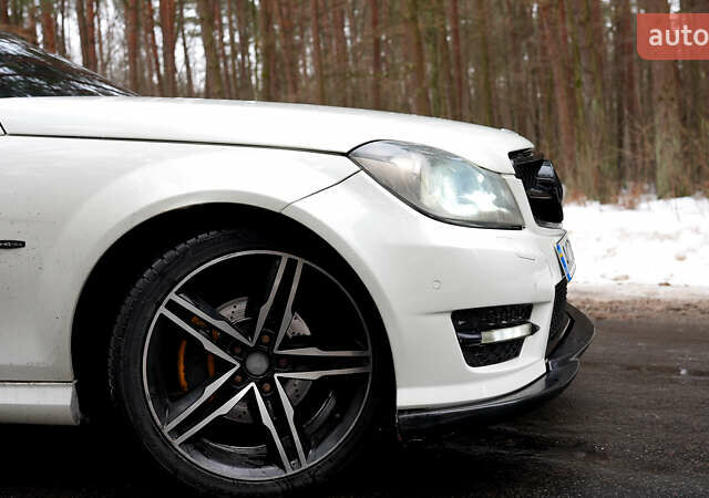 Білий Мерседес Ц-Клас, об'ємом двигуна 1.8 л та пробігом 310 тис. км за 9500 $, фото 17 на Automoto.ua