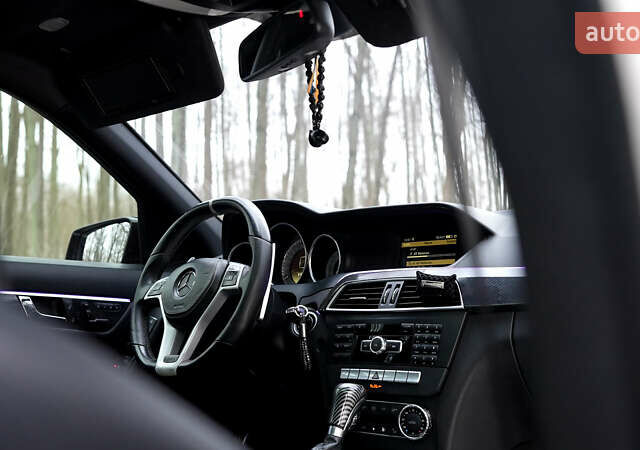 Білий Мерседес Ц-Клас, об'ємом двигуна 1.8 л та пробігом 310 тис. км за 9500 $, фото 36 на Automoto.ua