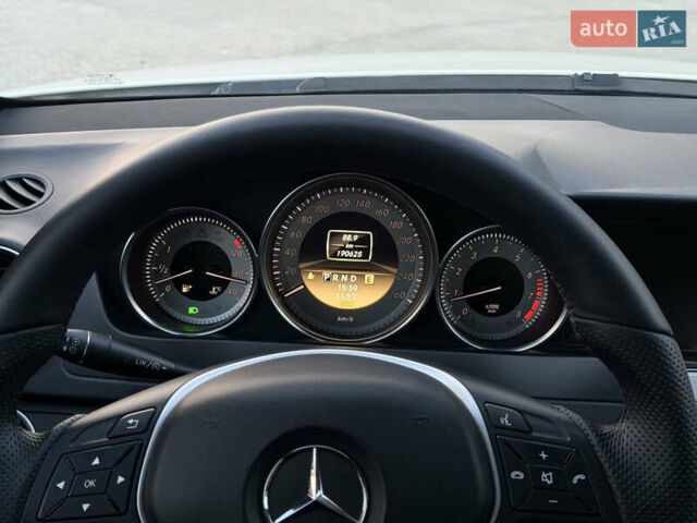 Білий Мерседес Ц-Клас, об'ємом двигуна 1.8 л та пробігом 190 тис. км за 10900 $, фото 10 на Automoto.ua