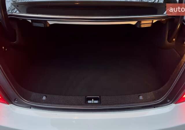 Белый Мерседес Ц-Класс, объемом двигателя 1.8 л и пробегом 189 тыс. км за 15400 $, фото 37 на Automoto.ua