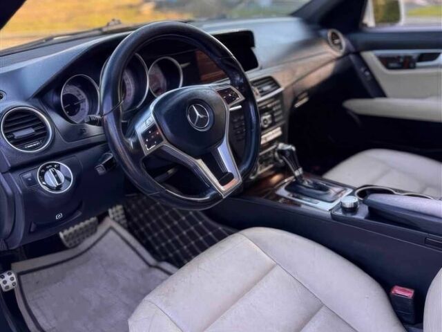 Білий Мерседес Ц-Клас, об'ємом двигуна 3.5 л та пробігом 160 тис. км за 9000 $, фото 5 на Automoto.ua