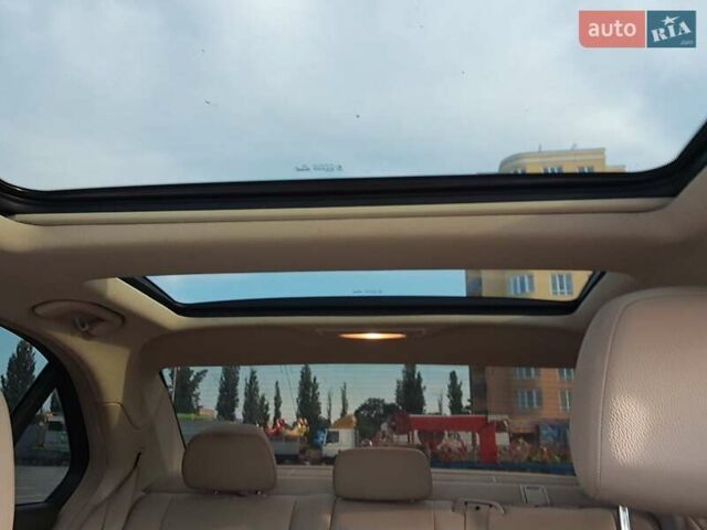 Белый Мерседес Ц-Класс, объемом двигателя 3 л и пробегом 210 тыс. км за 11290 $, фото 15 на Automoto.ua