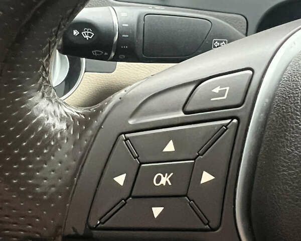 Белый Мерседес Ц-Класс, объемом двигателя 1.8 л и пробегом 220 тыс. км за 12300 $, фото 32 на Automoto.ua