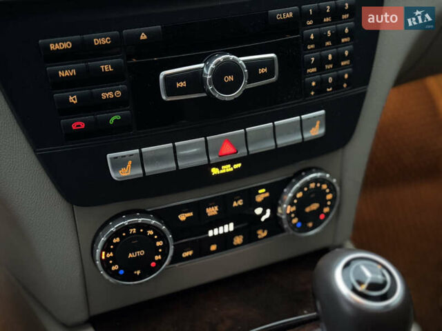Білий Мерседес Ц-Клас, об'ємом двигуна 1.8 л та пробігом 115 тис. км за 11850 $, фото 10 на Automoto.ua