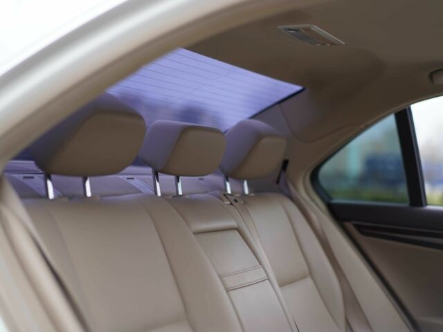 Білий Мерседес Ц-Клас, об'ємом двигуна 1.8 л та пробігом 163 тис. км за 11200 $, фото 11 на Automoto.ua