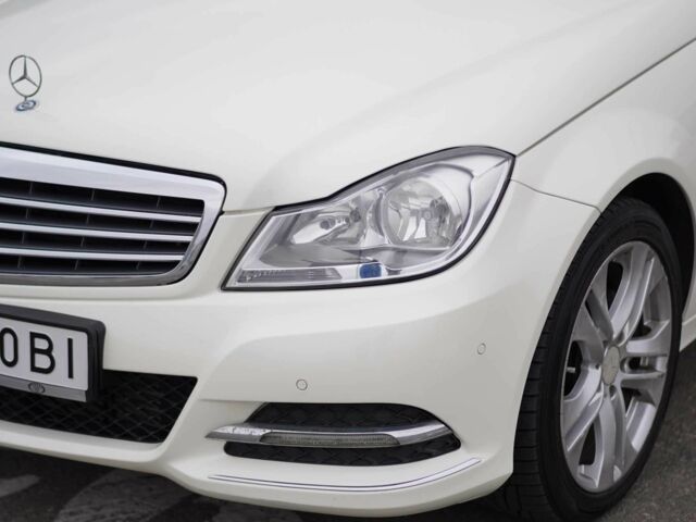 Білий Мерседес Ц-Клас, об'ємом двигуна 1.8 л та пробігом 163 тис. км за 11200 $, фото 10 на Automoto.ua