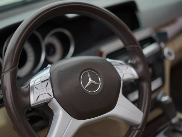 Білий Мерседес Ц-Клас, об'ємом двигуна 1.8 л та пробігом 163 тис. км за 11200 $, фото 21 на Automoto.ua