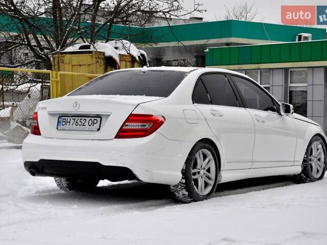 Білий Мерседес Ц-Клас, об'ємом двигуна 1.8 л та пробігом 172 тис. км за 10700 $, фото 34 на Automoto.ua