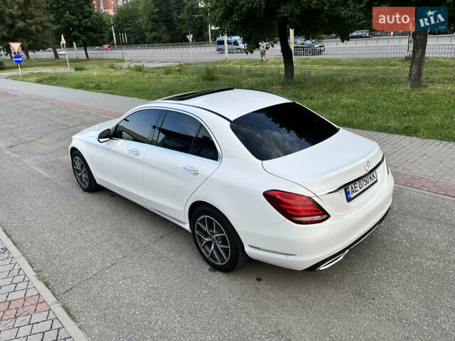 Білий Мерседес Ц-Клас, об'ємом двигуна 2.2 л та пробігом 150 тис. км за 19700 $, фото 6 на Automoto.ua