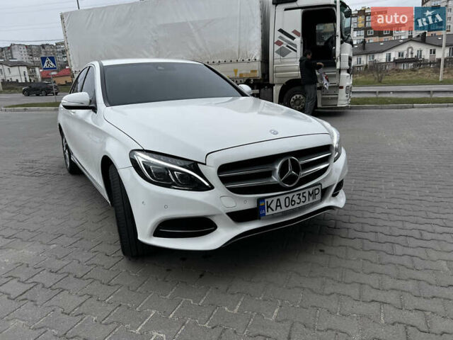 Білий Мерседес Ц-Клас, об'ємом двигуна 2.14 л та пробігом 260 тис. км за 19000 $, фото 9 на Automoto.ua