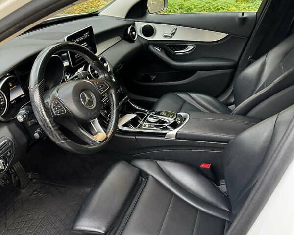 Мерседес Ц-Класс 2014 в Киеве на Automoto.ua Белый Мерседес Ц-Класс, объемом двигателя 2 л и пробегом 98 тыс. км за 20500 $, фото 10 на Automoto.ua