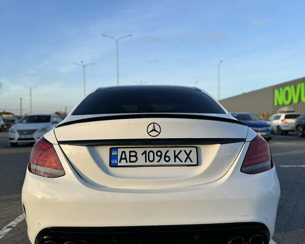 Белый Мерседес Ц-Класс, объемом двигателя 2 л и пробегом 140 тыс. км за 17500 $, фото 5 на Automoto.ua