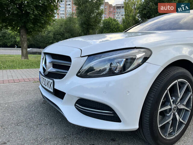 Белый Мерседес Ц-Класс, объемом двигателя 2.2 л и пробегом 150 тыс. км за 20850 $, фото 18 на Automoto.ua