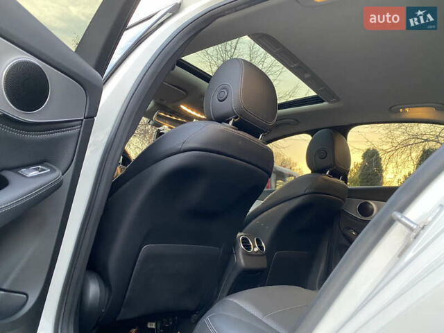 Белый Мерседес Ц-Класс, объемом двигателя 2.2 л и пробегом 150 тыс. км за 19500 $, фото 45 на Automoto.ua