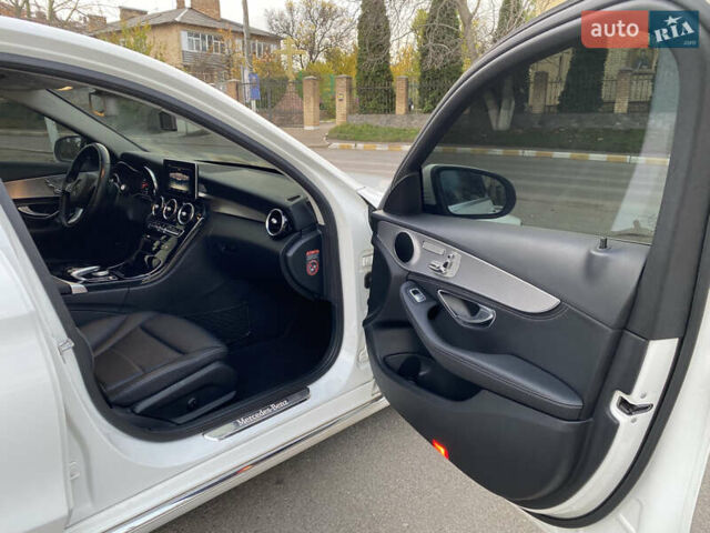 Белый Мерседес Ц-Класс, объемом двигателя 2.2 л и пробегом 150 тыс. км за 19500 $, фото 33 на Automoto.ua