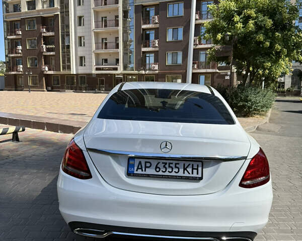 Белый Мерседес Ц-Класс, объемом двигателя 1.6 л и пробегом 148 тыс. км за 20300 $, фото 2 на Automoto.ua