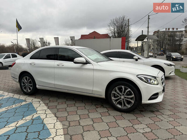 Белый Мерседес Ц-Класс, объемом двигателя 1.6 л и пробегом 130 тыс. км за 17700 $, фото 1 на Automoto.ua