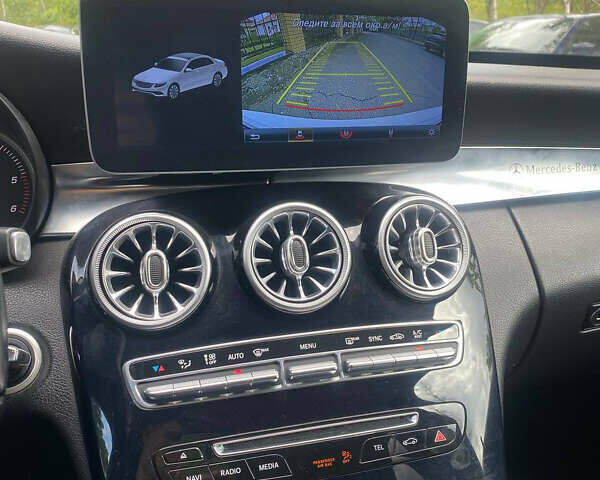 Белый Мерседес Ц-Класс, объемом двигателя 2.2 л и пробегом 98 тыс. км за 19199 $, фото 13 на Automoto.ua