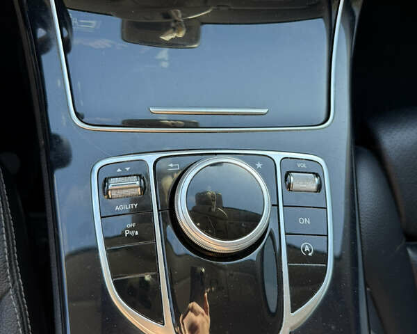 Белый Мерседес Ц-Класс, объемом двигателя 1.6 л и пробегом 148 тыс. км за 20300 $, фото 8 на Automoto.ua