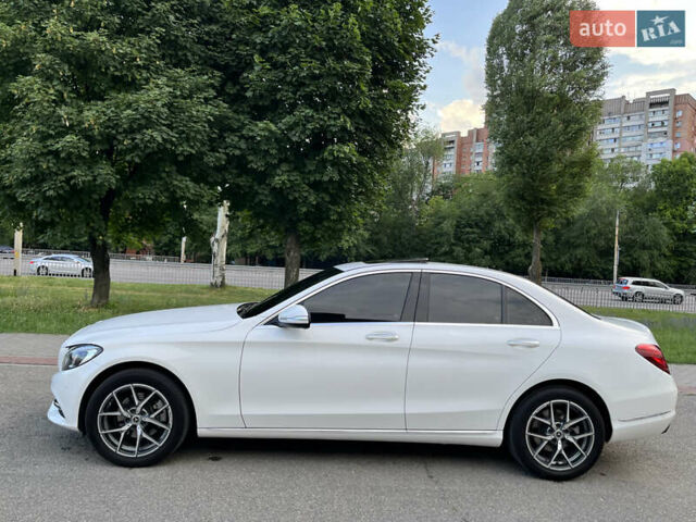 Білий Мерседес Ц-Клас, об'ємом двигуна 2.2 л та пробігом 150 тис. км за 19700 $, фото 21 на Automoto.ua