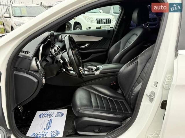Білий Мерседес Ц-Клас, об'ємом двигуна 1.6 л та пробігом 110 тис. км за 19400 $, фото 16 на Automoto.ua