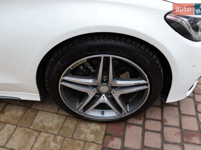 Белый Мерседес Ц-Класс, объемом двигателя 2.2 л и пробегом 326 тыс. км за 18900 $, фото 3 на Automoto.ua