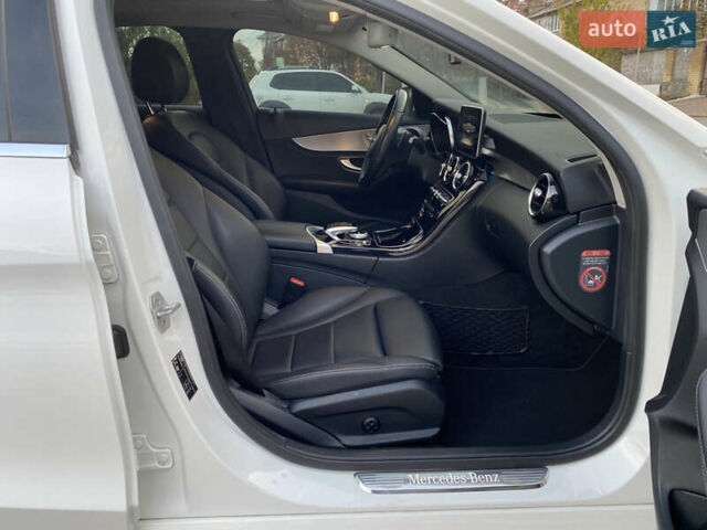 Мерседес Ц-Класс 2014 в Киеве на Automoto.ua Белый Мерседес Ц-Класс, объемом двигателя 2.2 л и пробегом 150 тыс. км за 19700 $, фото 33 на Automoto.ua