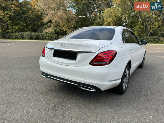 Білий Мерседес Ц-Клас, об'ємом двигуна 1.6 л та пробігом 131 тис. км за 17900 $, фото 2 на Automoto.ua