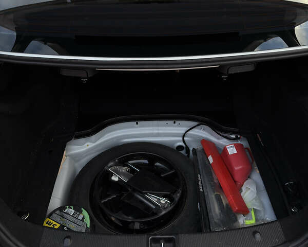 Белый Мерседес Ц-Класс, объемом двигателя 1.8 л и пробегом 195 тыс. км за 12500 $, фото 20 на Automoto.ua