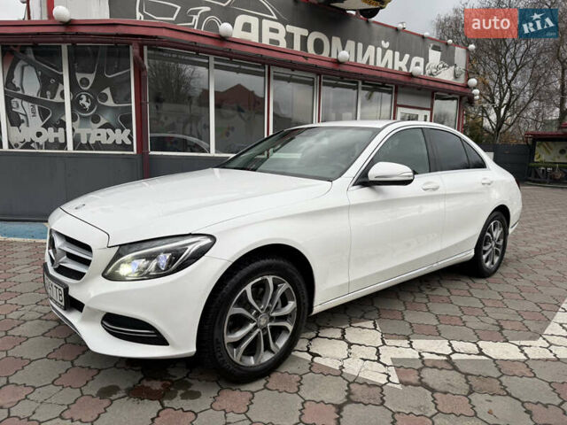 Белый Мерседес Ц-Класс, объемом двигателя 1.6 л и пробегом 130 тыс. км за 17700 $, фото 2 на Automoto.ua