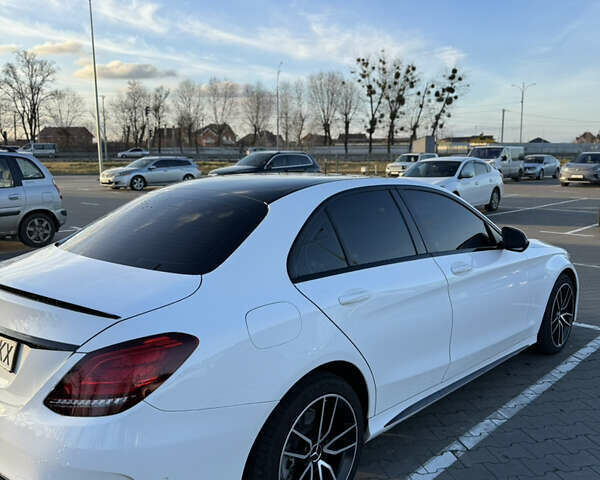 Белый Мерседес Ц-Класс, объемом двигателя 2 л и пробегом 140 тыс. км за 17500 $, фото 4 на Automoto.ua