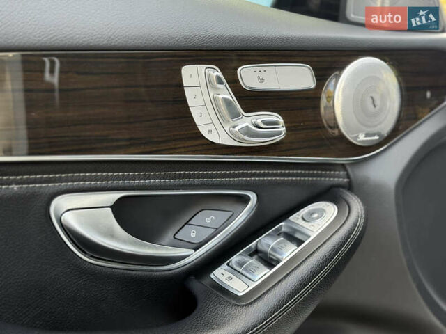 Білий Мерседес Ц-Клас, об'ємом двигуна 1.99 л та пробігом 124 тис. км за 17999 $, фото 15 на Automoto.ua