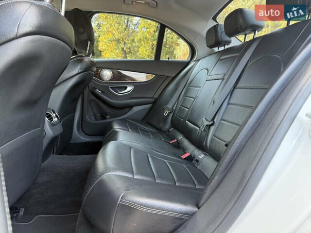 Білий Мерседес Ц-Клас, об'ємом двигуна 1.99 л та пробігом 124 тис. км за 17999 $, фото 21 на Automoto.ua