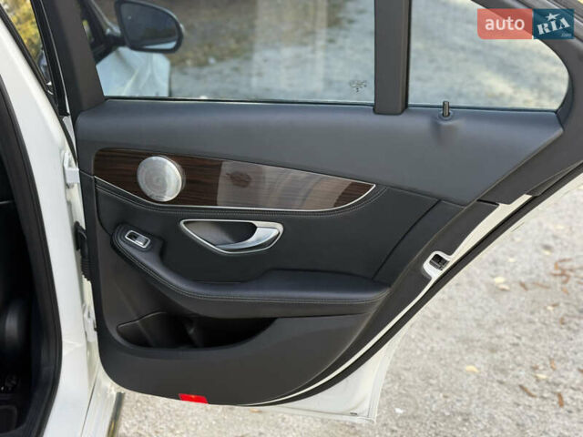 Білий Мерседес Ц-Клас, об'ємом двигуна 1.99 л та пробігом 124 тис. км за 17999 $, фото 22 на Automoto.ua