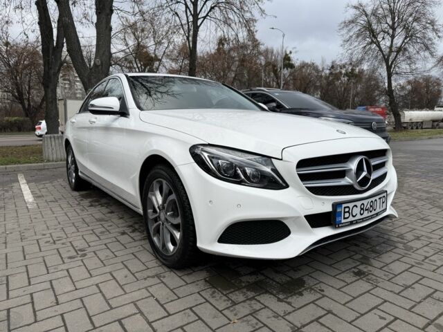 Білий Мерседес Ц-Клас, об'ємом двигуна 2.1 л та пробігом 189 тис. км за 21200 $, фото 2 на Automoto.ua