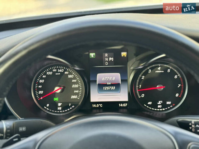 Білий Мерседес Ц-Клас, об'ємом двигуна 2 л та пробігом 125 тис. км за 21900 $, фото 35 на Automoto.ua