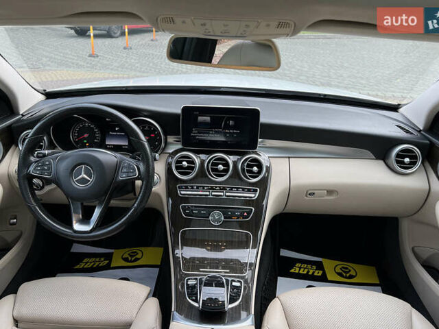 Білий Мерседес Ц-Клас, об'ємом двигуна 1.99 л та пробігом 160 тис. км за 16999 $, фото 10 на Automoto.ua