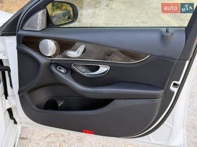 Білий Мерседес Ц-Клас, об'ємом двигуна 1.99 л та пробігом 124 тис. км за 17999 $, фото 24 на Automoto.ua