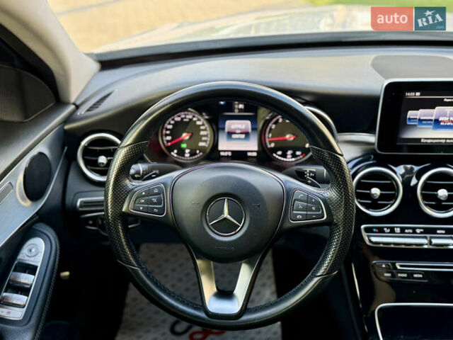 Білий Мерседес Ц-Клас, об'ємом двигуна 2 л та пробігом 125 тис. км за 21900 $, фото 28 на Automoto.ua
