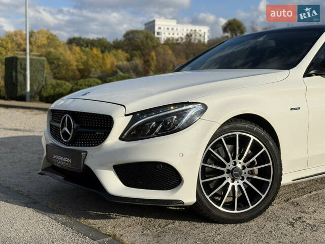 Білий Мерседес Ц-Клас, об'ємом двигуна 1.99 л та пробігом 124 тис. км за 17999 $, фото 13 на Automoto.ua