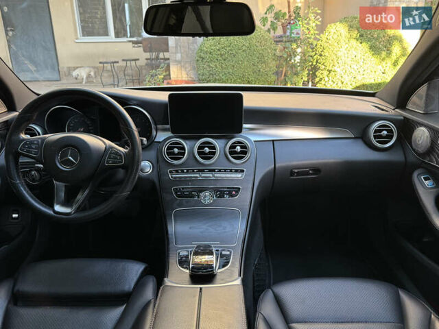 Белый Мерседес Ц-Класс, объемом двигателя 2 л и пробегом 140 тыс. км за 20500 $, фото 21 на Automoto.ua