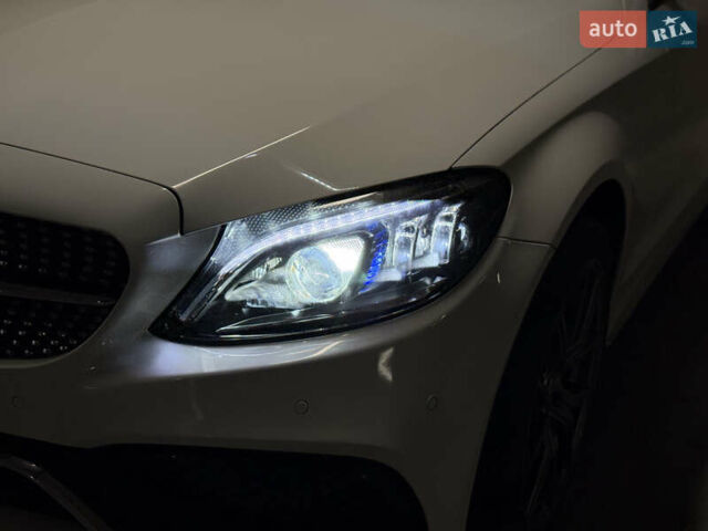 Белый Мерседес Ц-Класс, объемом двигателя 1.99 л и пробегом 109 тыс. км за 18900 $, фото 10 на Automoto.ua