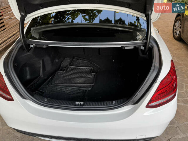 Белый Мерседес Ц-Класс, объемом двигателя 2 л и пробегом 140 тыс. км за 20500 $, фото 15 на Automoto.ua