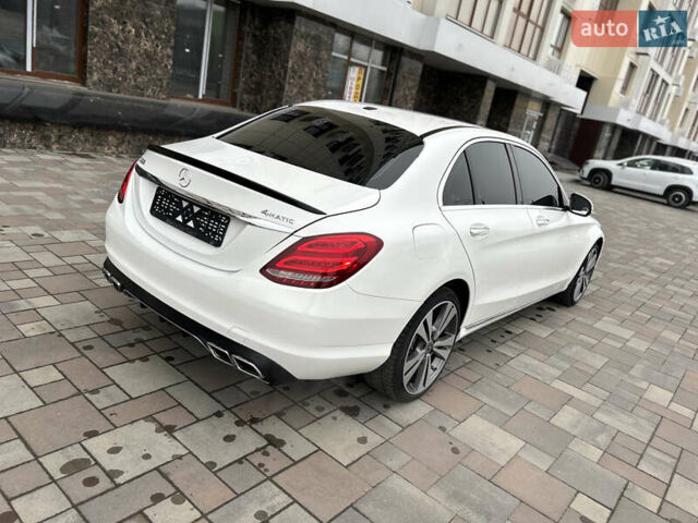 Білий Мерседес Ц-Клас, об'ємом двигуна 2 л та пробігом 165 тис. км за 17999 $, фото 7 на Automoto.ua