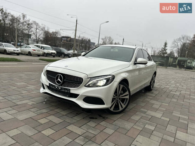 Білий Мерседес Ц-Клас, об'ємом двигуна 2 л та пробігом 165 тис. км за 17999 $, фото 13 на Automoto.ua