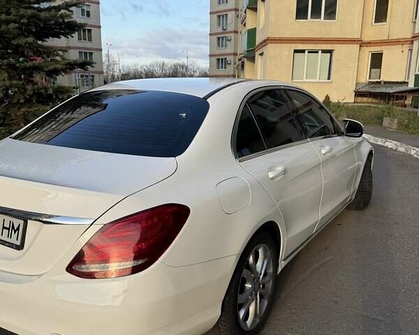 Белый Мерседес Ц-Класс, объемом двигателя 2 л и пробегом 113 тыс. км за 19800 $, фото 2 на Automoto.ua