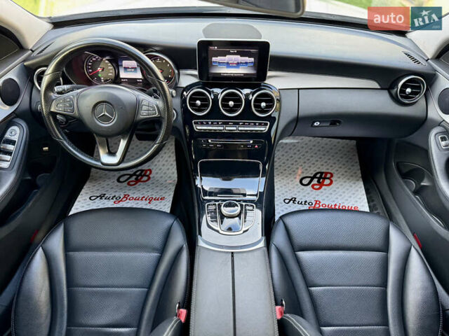 Білий Мерседес Ц-Клас, об'ємом двигуна 2 л та пробігом 125 тис. км за 21900 $, фото 32 на Automoto.ua