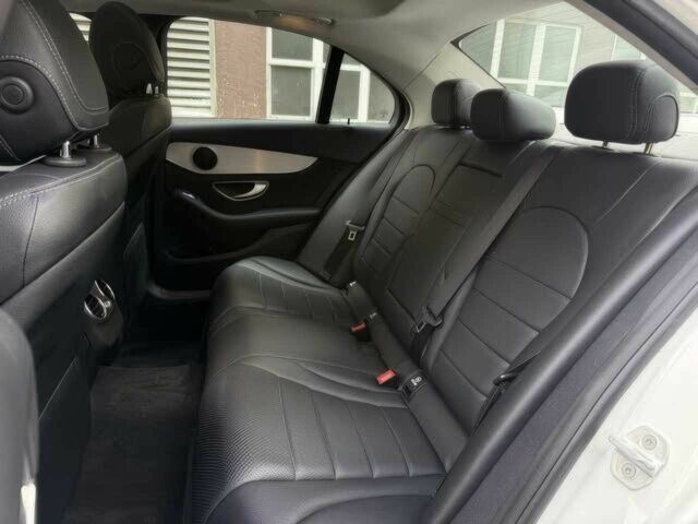 Белый Мерседес Ц-Класс, объемом двигателя 2 л и пробегом 76 тыс. км за 14500 $, фото 17 на Automoto.ua