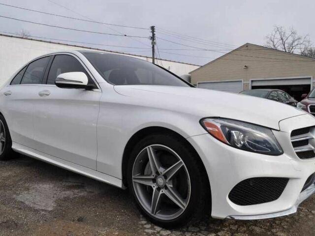 Білий Мерседес Ц-Клас, об'ємом двигуна 3 л та пробігом 90 тис. км за 7600 $, фото 6 на Automoto.ua