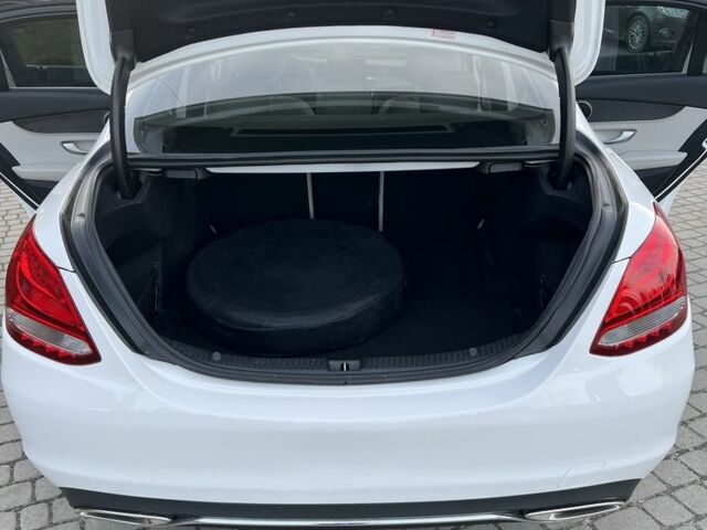 Белый Мерседес Ц-Класс, объемом двигателя 2 л и пробегом 69 тыс. км за 24900 $, фото 9 на Automoto.ua